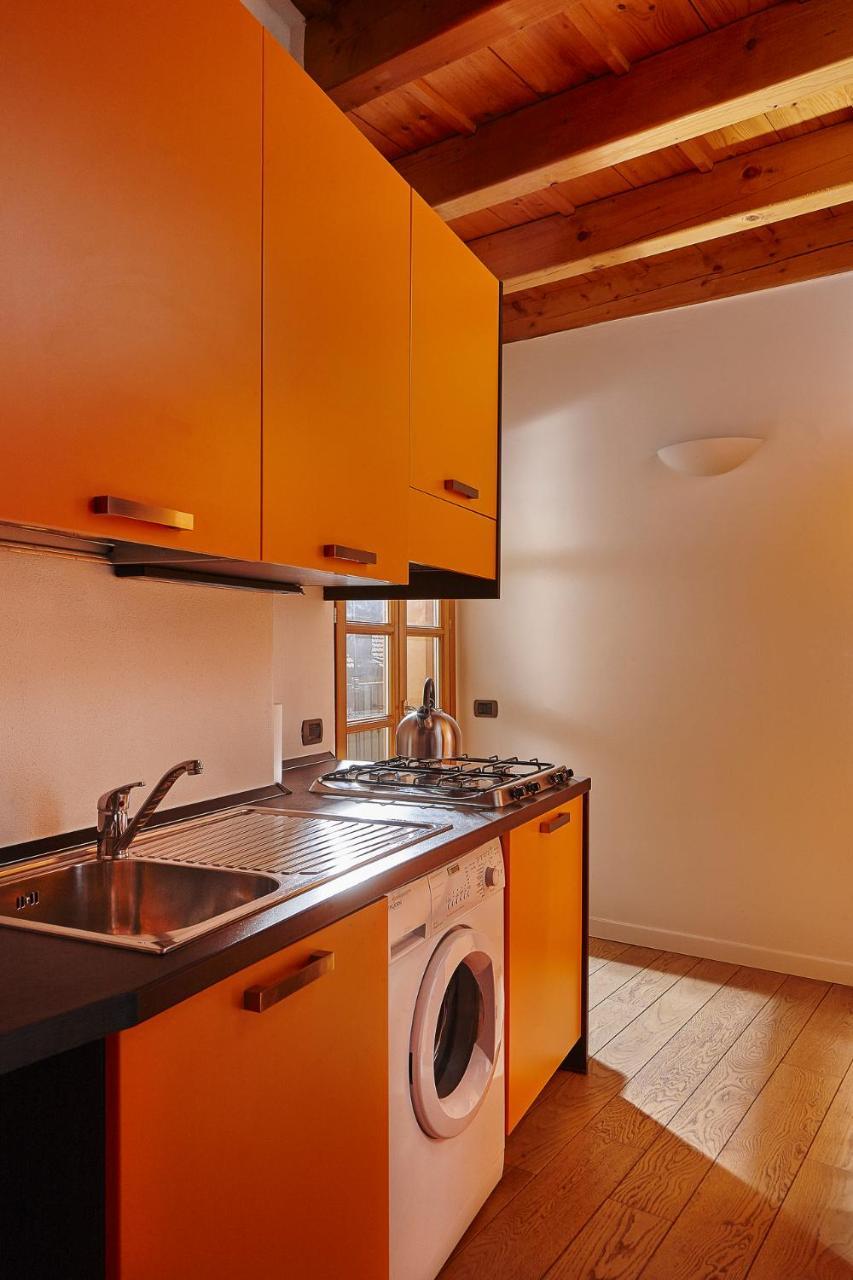 Joivy Charming Apartment Centre Of コモ エクステリア 写真
